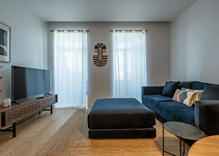 Nomads Lux - 1Bdr Almada Cool