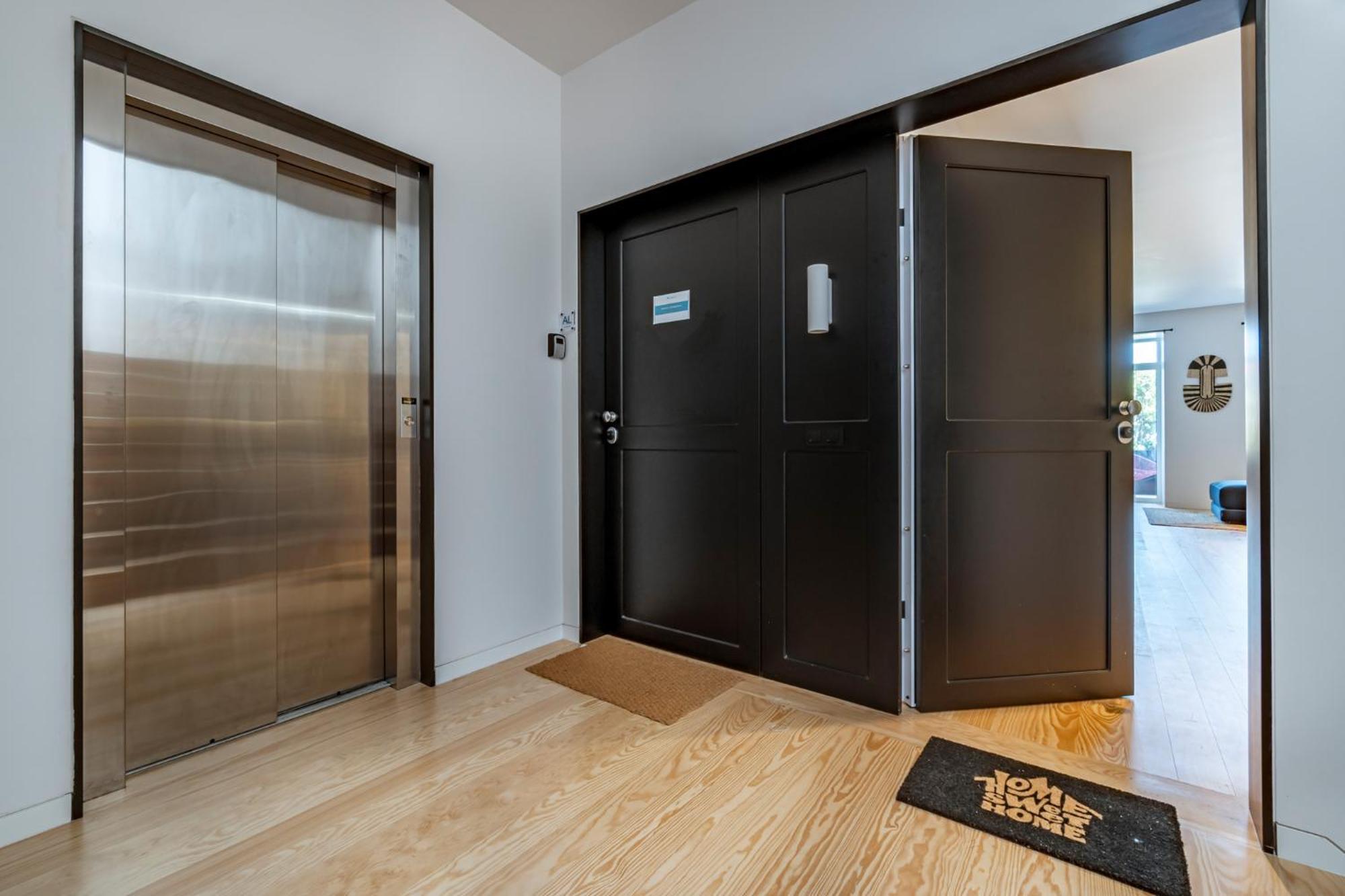 Nomads Lux - 1bdr Almada Cool Appartement Porto